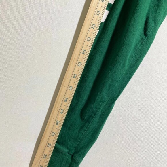 Pink Victoria's Secret Womens Green Long Sleeve Logo Text Cropped T-Shirt Size M - Picture 9 of 9